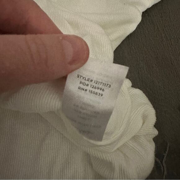 Lulus White‎ Ribbed Long Sleeve V Neck Thong Snap Bodysuit Size M - Picture 7 of 11